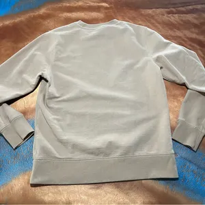 North Face Crewneck Sweatshirt size medium logo patch tan thumbnail 6