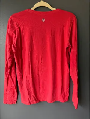 Life is Good Women's Medium Red Long Sleeve T-Shirt with Festive Graphic thumbnail 2
