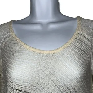 FREE PEOPLE‎ Gorgeous Ivory Crochet Lace Asymmetrical Top EUC Size XS thumbnail 3