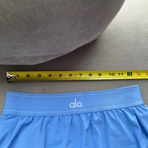 Alo Yoga Match Point Tennis Skirt Crystal Clear Blue M thumbnail 3