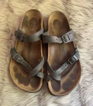Birkenstock Mayari Size 38 thumbnail 1