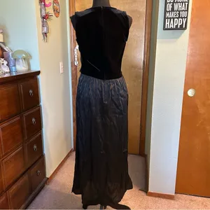 Rabbit Rabbit Rabbit Designs vintage black sleeveless velvet satin dress 8 goth thumbnail 3