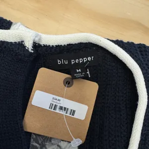 NWT Blu Pepper‎ Navy Blue Button Back Knit Sweater Vest White Trim Medium thumbnail 5