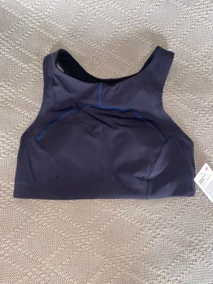 Lululemon Tough Train bra  thumbnail 3