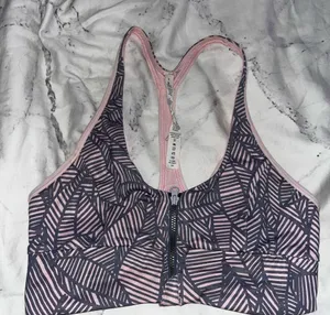 Lululemon Cool To Street Zipper Sports Bras thumbnail 1