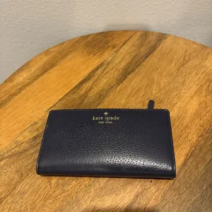 Kate Spade Staci‎ Large Slim Bifold Wallet Saffiano Leather Navy thumbnail 2