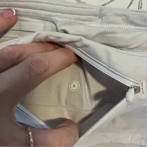 Lululemon Speed Up Short *2.5"
White thumbnail 7