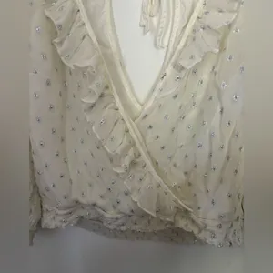 Abercrombie & Fitch Metallic Dot Ruffle Wrap Top Size S thumbnail 11