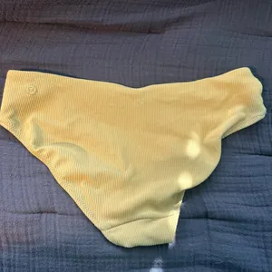 Lululemon Yellow Bikini Bottoms thumbnail 3