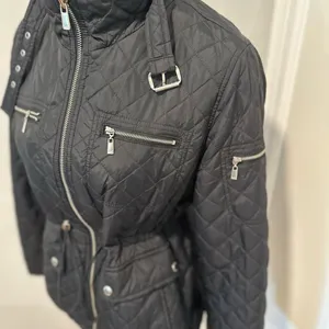Michael Kors Petite Large Black Quilted Moto Jacket. Double Zip. Cinched Waist thumbnail 16