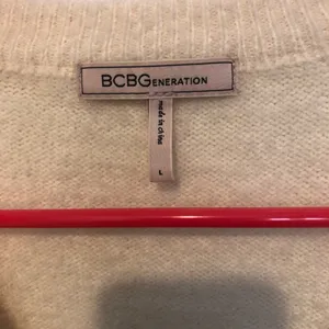 BCBGeneration cropped fuzzy sweater large thumbnail 4