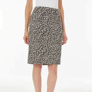Kasper Size Medium Pull-On Cheetah Print Stretch Pencil Skirt. New With Tags thumbnail 2