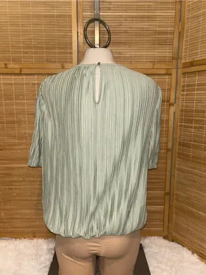 Wonderly Elbow Sleeve Plisse Bubble Top moss light green blouse woman’s S small thumbnail 4