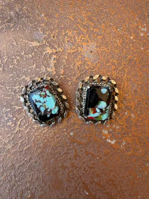 Free People Vintage 70s 80s chunky Turquoise and Black Glass Mable clip on Earrings #boho #statement #summer #y2k thumbnail 2