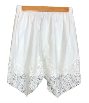 Disney Alice through the looking‎ glass skirt thumbnail 1