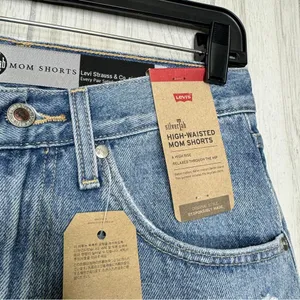 NWT Levi’s SilverTab Distressed High Rise Mom Shorts size 27 NEW thumbnail 11