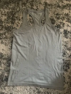 Lululemon Tank thumbnail 1
