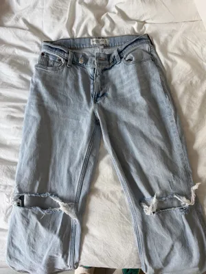Abercrombie Low-Rise Baggy Jeans thumbnail 2