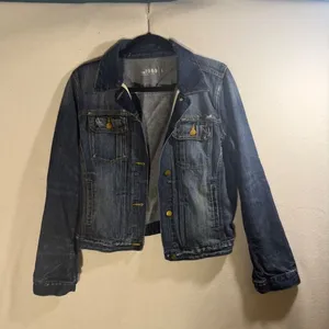 Gap 1969 Women's Denim Jean Jacket Size Large Distressed Trucker thumbnail 1