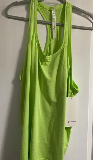 Lululemon NWT  Swiftly Tech 2.0 thumbnail 1