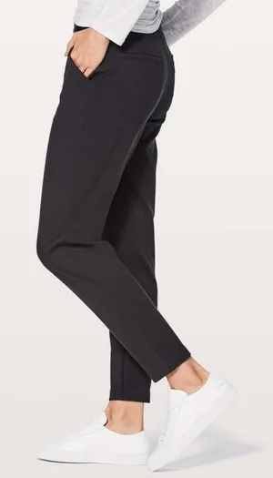 Lululemon Pants Womens 6 Black City Trek Trouser GUC See Pics thumbnail 1