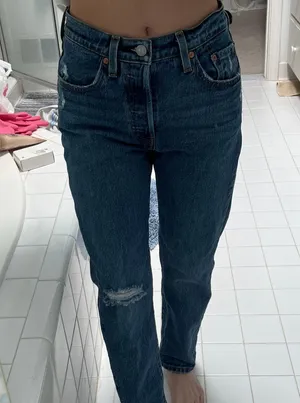 Levi's 501 Premium Straight-Leg Jeans thumbnail 3
