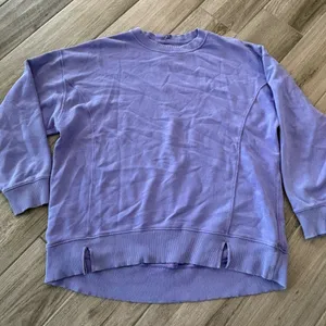 aerie crewneck thumbnail 1