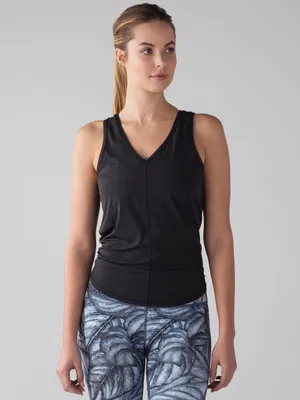 Lululemon Turn About Tank (Two Ways to Wear) thumbnail 4