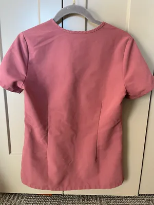 FIGS Scrub Top Catarina One-Pocket thumbnail 2