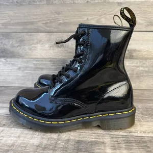 Dr. Martens 1460 Women’s Patent Lamper Lace Up Boots Shiny Black US 7 W /US 6 M thumbnail 4