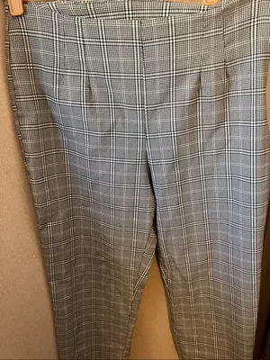 Time and Tru Black & White Plaid Slacks 16 thumbnail 3