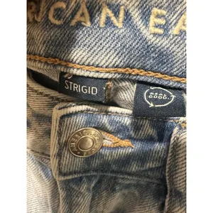 American Eagle Mom Jean High Rise Strigid Light Wash Denim‎ Blue Womens 0 Short thumbnail 4
