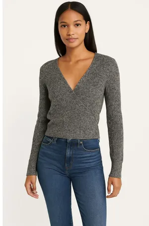 Abercrombie & Fitch Gray Ribbed Knit Long Sleeve Wrap V-Neck Sweater Size Medium thumbnail 1