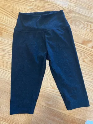 Beyond Yoga Capri Leggings thumbnail 3