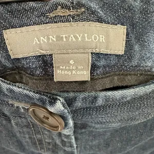 Ann Taylor Dark Wash Bootcut Jeans Womens 6 Stretch Denim High Rise Flare Cotton thumbnail 4