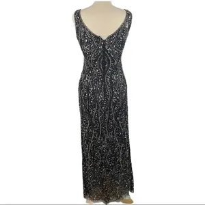 PISARRO NIGHTS Sequin & Bead Sleeveless Gown size 4 thumbnail 4