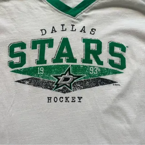 Dallas Stars NHL Hockey Long Sleeve Raglan Tee Green White Womens Large thumbnail 5