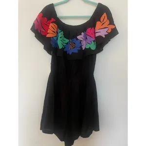 NWT J. Marie Off The Shoulders Black Embroidered Romper Sz. L thumbnail 3