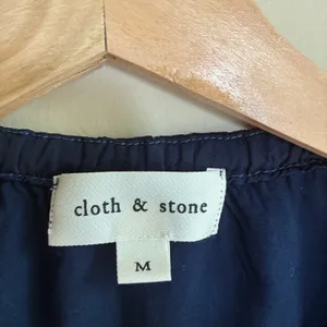 Anthropologie Cloth & Stone blue satin long sleeved blouse‎ women's size medium thumbnail 4
