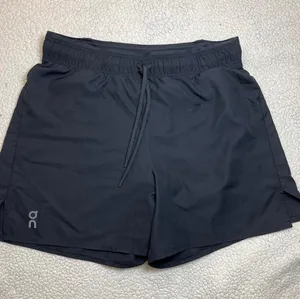 On Running Women’s Focus Shorts Black Athletic Running Workout Size S thumbnail 1