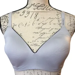 Calvin Klein Gray Wireless Soft Form Wireless Bra Size Medium NWOT thumbnail 1