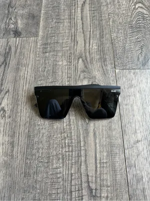 Quay Australia Polarized Nightfall Split Black/Smoke Lens Shield Sunglasses 52mm thumbnail 2