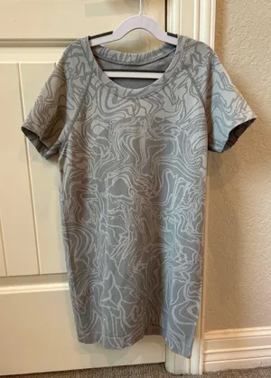 Lululemon Swiftly Tech thumbnail 1