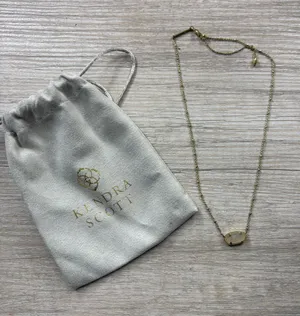 Kendra Scott Gold Pendant Necklace thumbnail 1