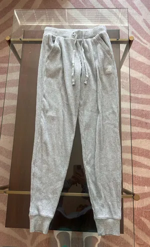 Alo Yoga Muse Sweatpants Athletic Grey Heather thumbnail 1