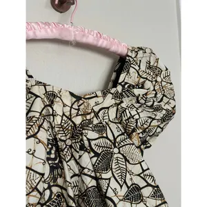Handmade Puff Sleeve Botantical Print Neutral Babydoll Sqaure Neck / Back Top thumbnail 5