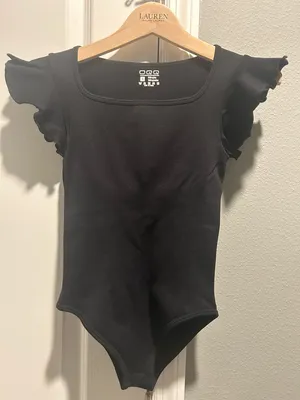 OQQ Square Neck Flutter Sleeve Bodysuit in Black Size S thumbnail 3