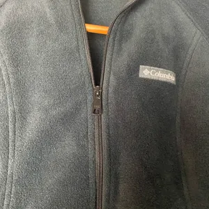 Columbia Black Full Zip Fleece Gorpcore Hiking Cozy Jacket S thumbnail 3