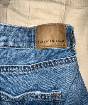 American Eagle Ripped Jean Shorts Denim thumbnail 4