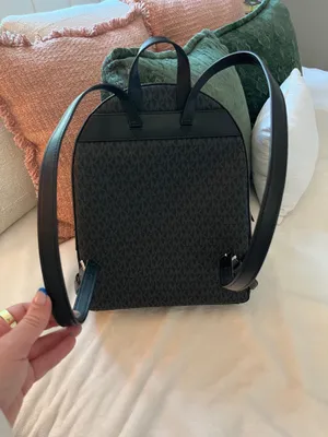Michael Kors Backpack Black Leather thumbnail 2